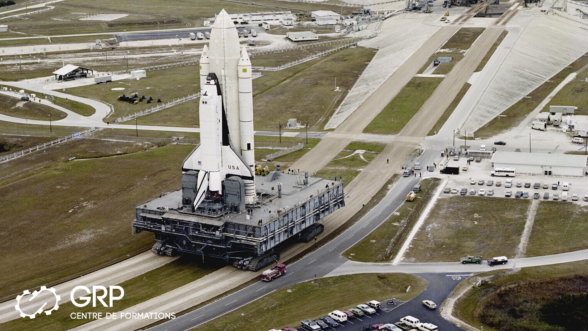 Crawler transporter Crawler Transporter transportant une Saturn V